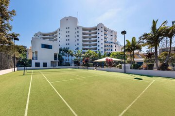 Tennis court
