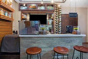 BarLounge