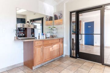 Breakfast/Coffee Service 27 of 28