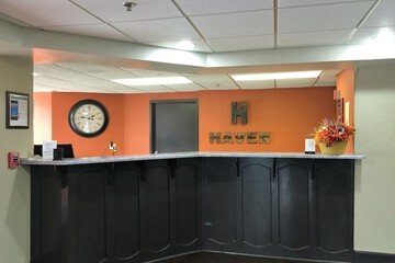 Check-in/check-out kiosk