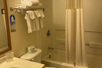 Room 14 of 37
