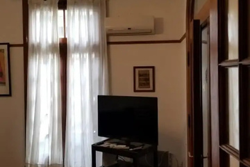 hotel_rooms