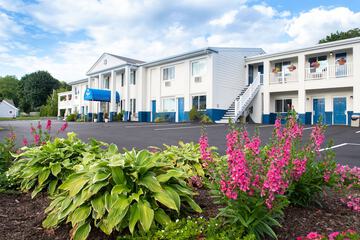 Hotel 4 of 15