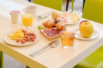 Breakfast meal