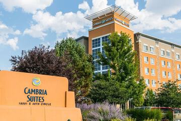 Cambria Hotel Denver International Airport
