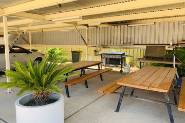 BBQ/picnic area