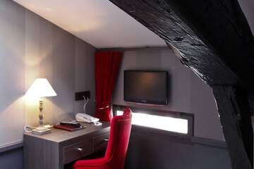 In-room business center