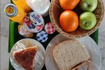 Breakfast meal