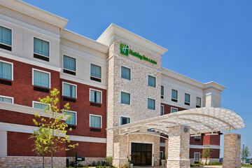 Holiday Inn & Suites McKinney - N Allen by IHG
