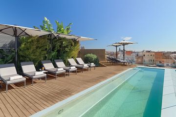 Rooftop pool