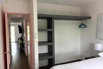Photo 47