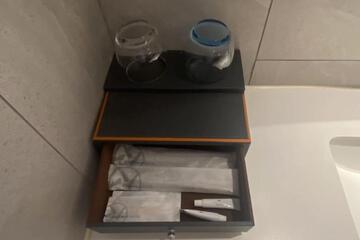Photo 32