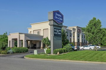 Hampton Inn & Suites Youngstown-Canfield