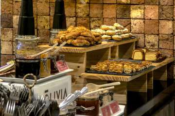 Breakfast area