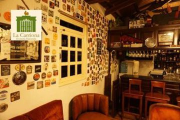 Hotel Bar