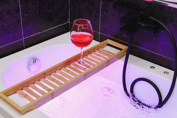 Jetted tub