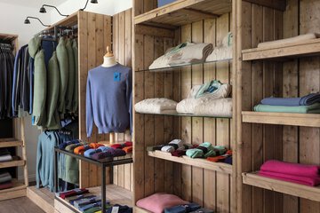 Gift shop