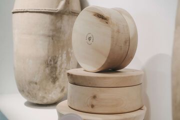 Shopping mall