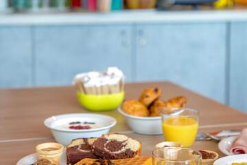 Breakfast area