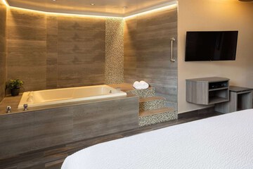 Jetted tub