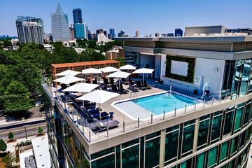 Rooftop pool
