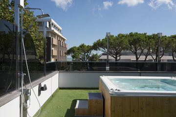 Rooftop pool
