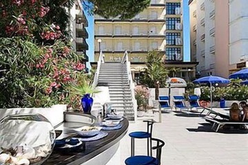 Poolside bar