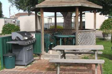 BBQ/picnic area