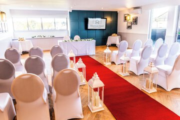 Indoor wedding