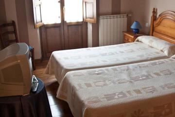 Photo 33