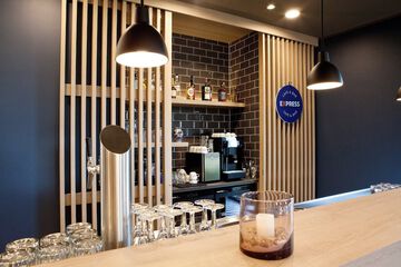 Cafe