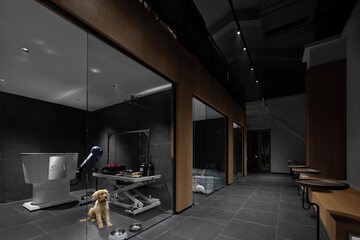 Pet-friendly amenities