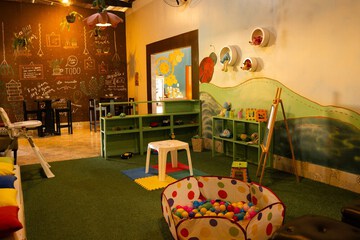 Children's play area - indoor