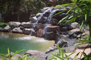 Pool waterfall