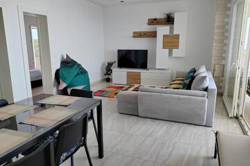 Photo 52