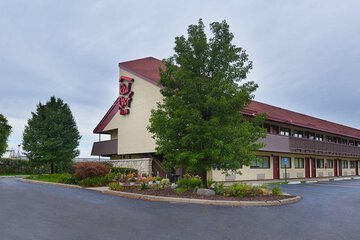 Hotel 8 of 33