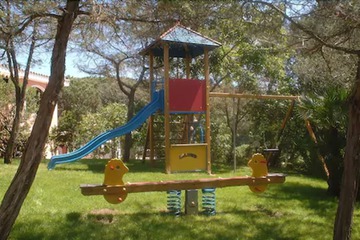 Children's play area - outdoor
