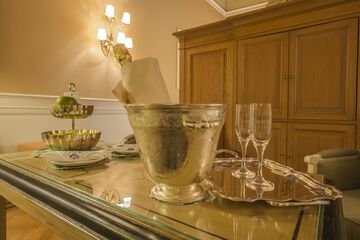 Room service - dining