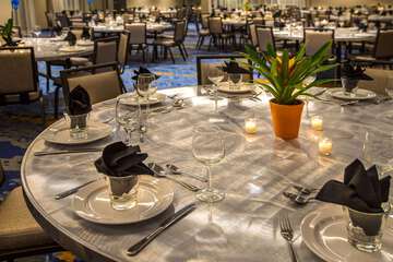 restaurant cafeteria