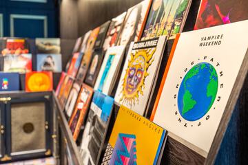 Hotel Interior 37 of 160