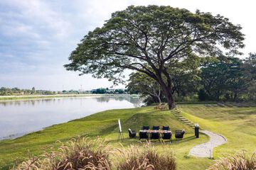 Outdoor banquet area