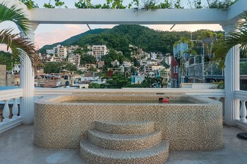 Outdoor spa tub