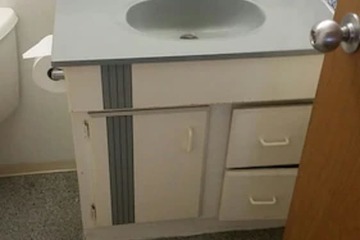 Bathroom sink