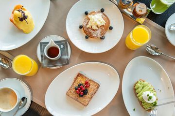 Breakfast meal