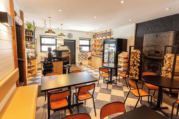 Cafe