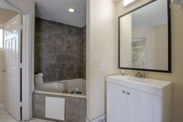 Private spa tub