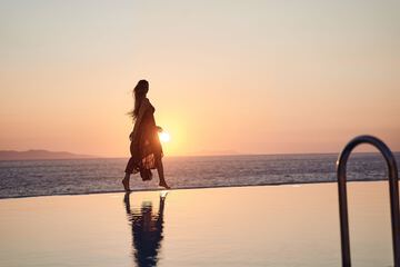 Infinity pool