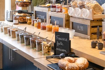 Breakfast area