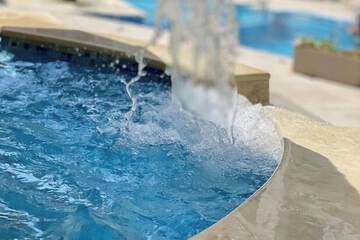 Pool waterfall