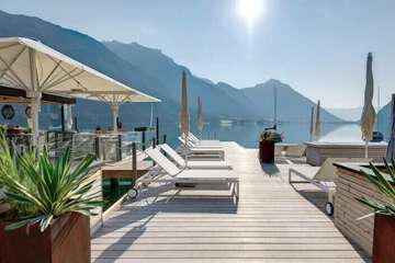 Sundeck